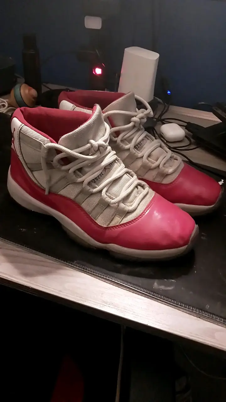 Jordan Retro 11 Cherry - 3