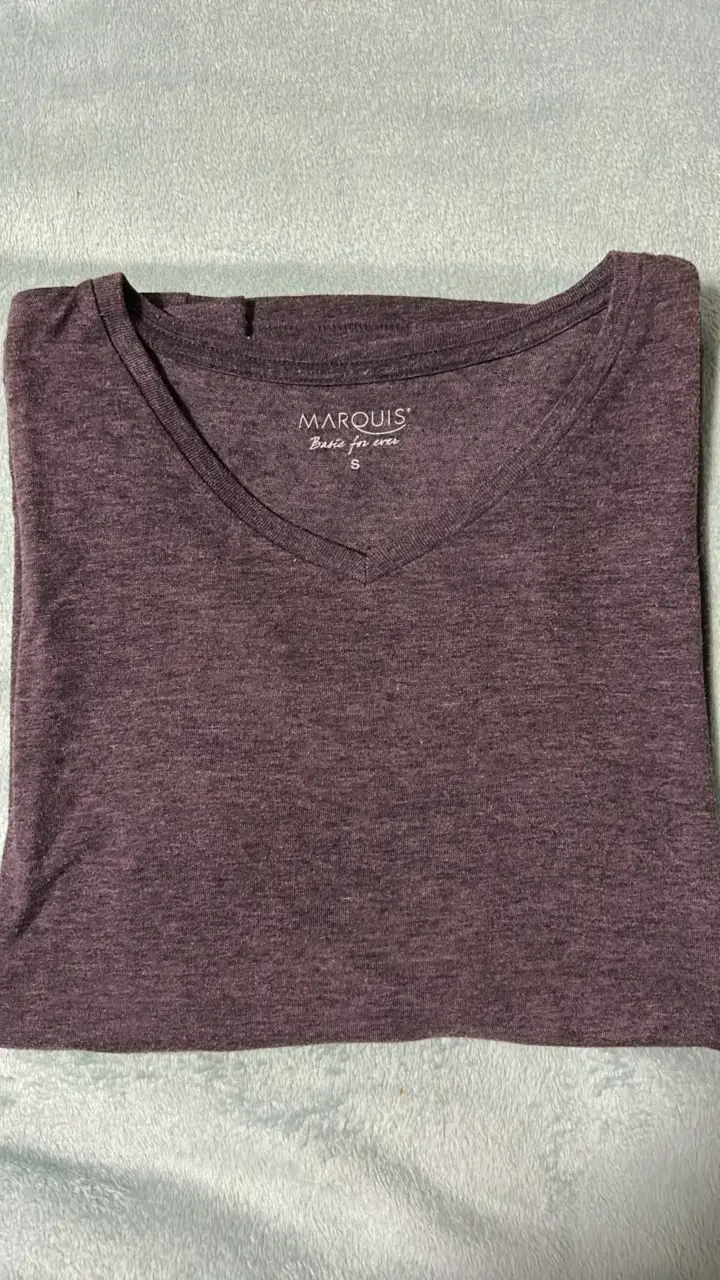 Polera Vino Tinto Cuello V Marquis Talla S S