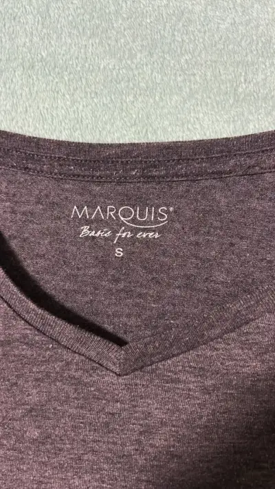 Polera Vino Tinto Cuello V Marquis Talla S S - miniatura 4