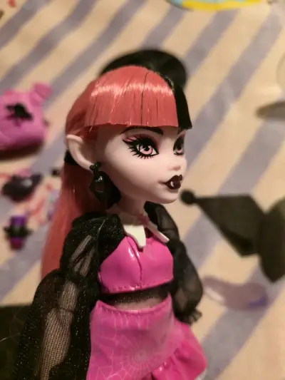 Monster High Draculaura - miniatura 5