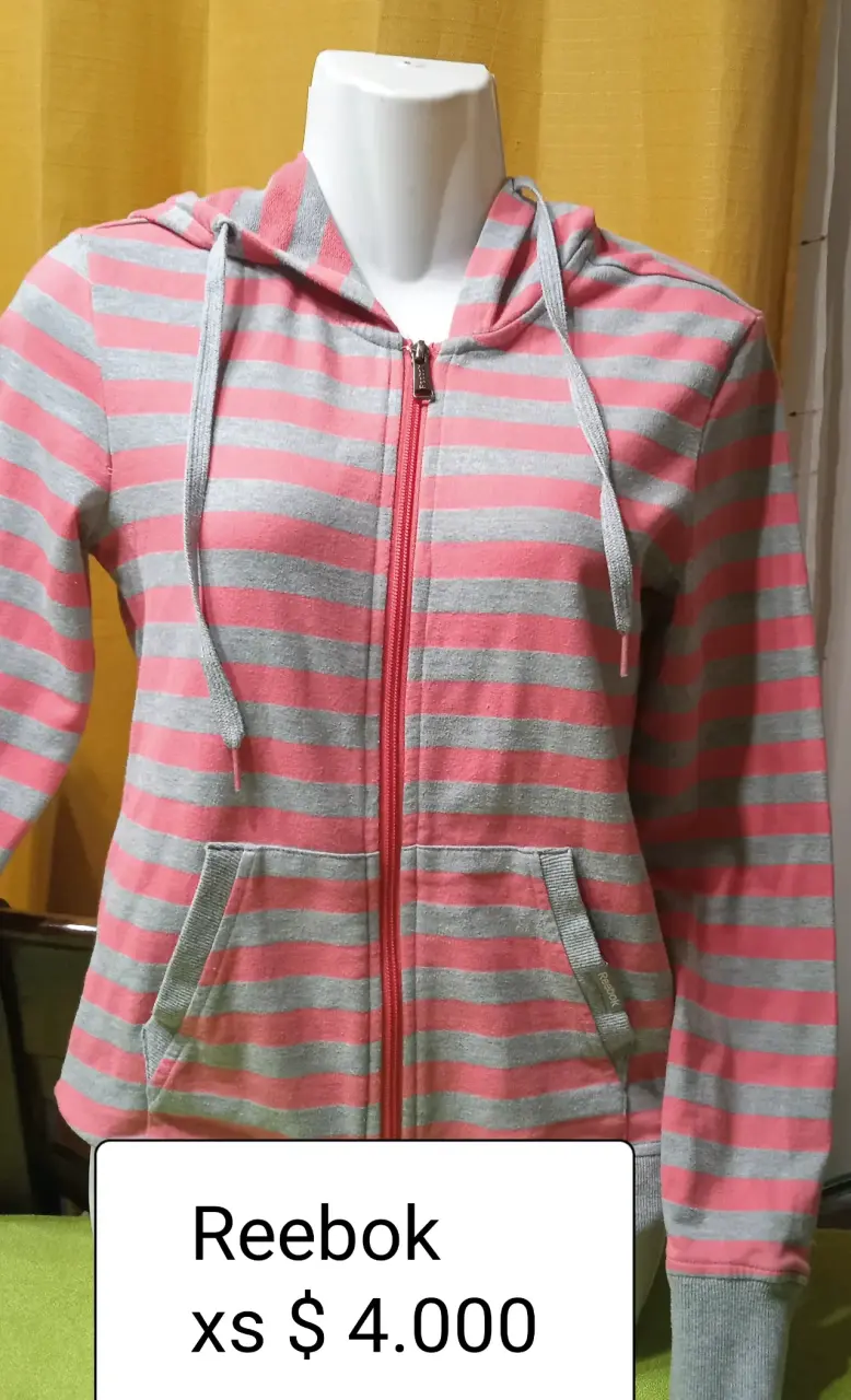 Polerón con capucha a rayas Reebok para mujer