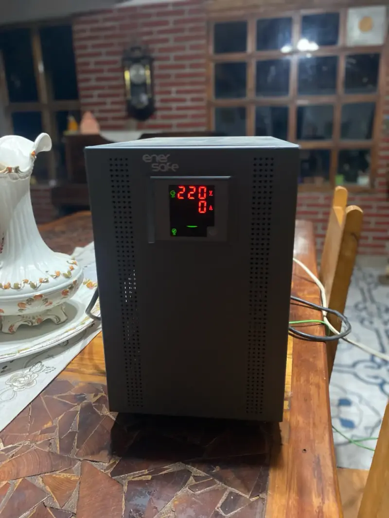 Regulador de Voltaje EnerSafe 10000 KVA - 3
