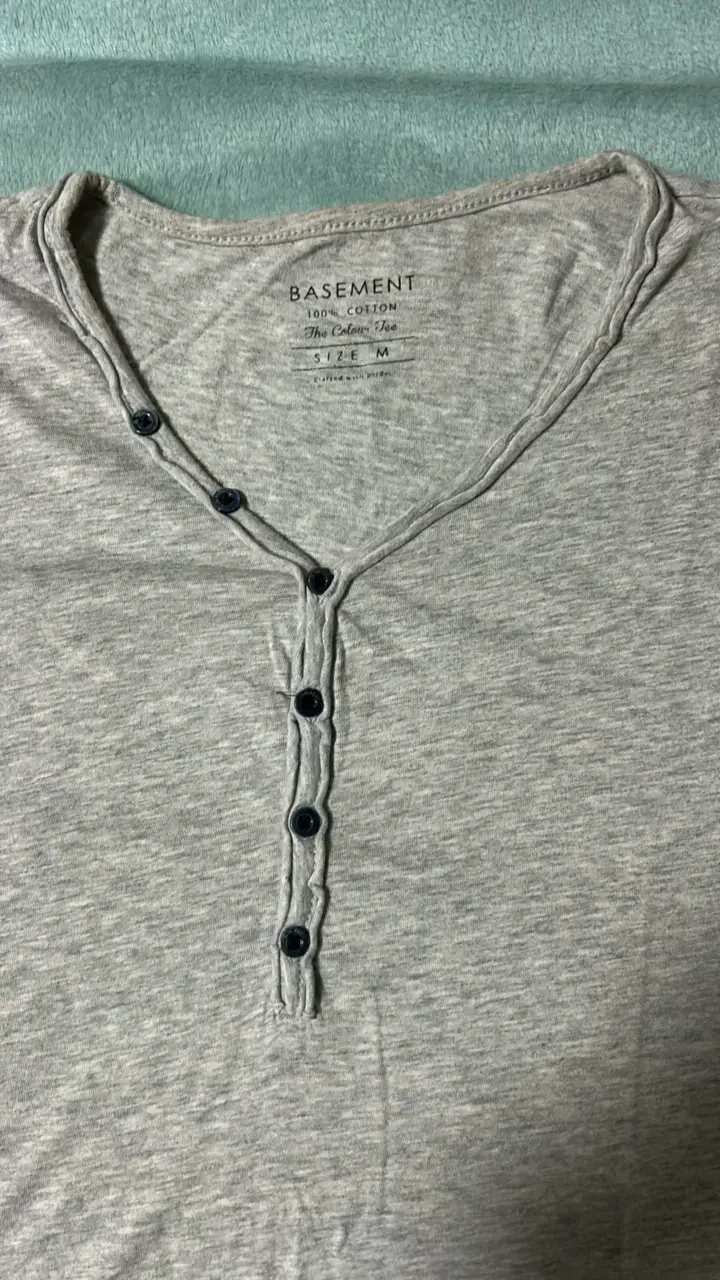 Polera gris Basement - 2