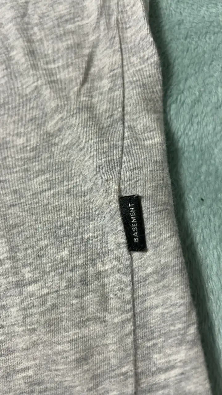 Polera gris Basement - 3