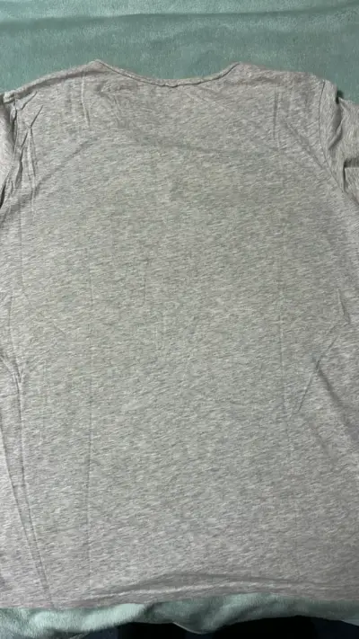 Polera gris Basement - miniatura 4