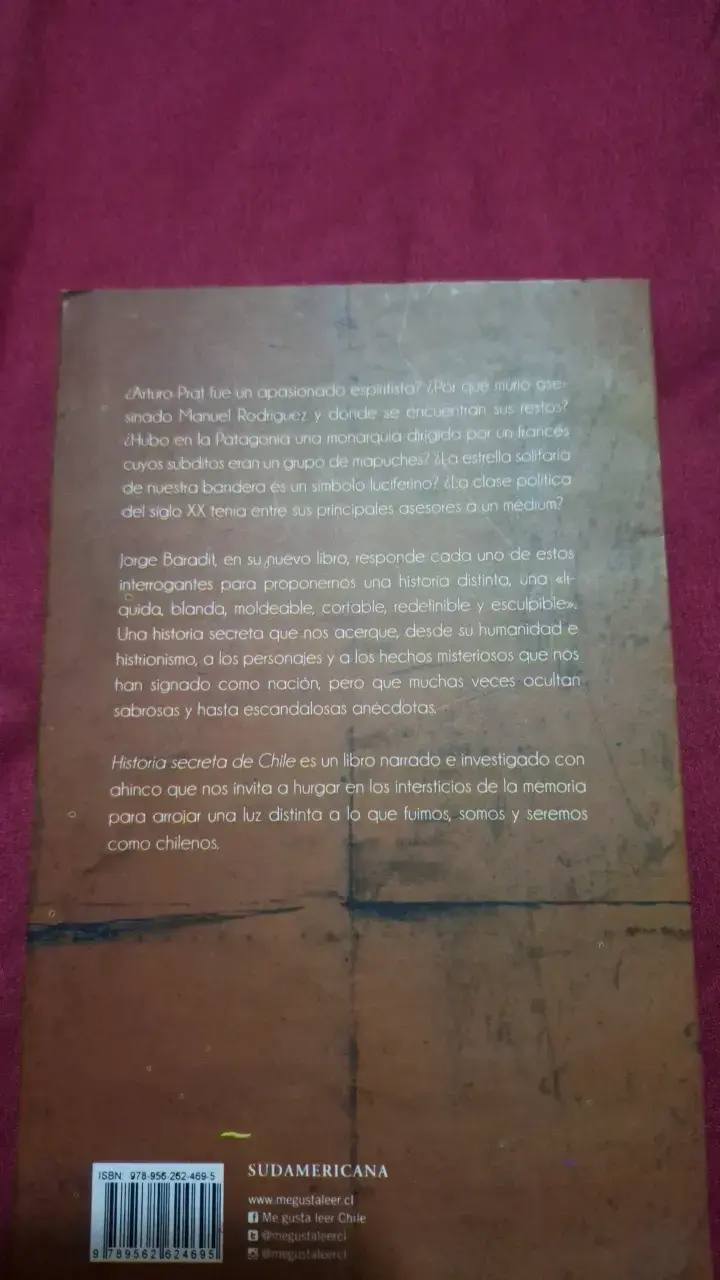 Libro 'Historia Secreta de Chile' por Jorge Baradit - 2