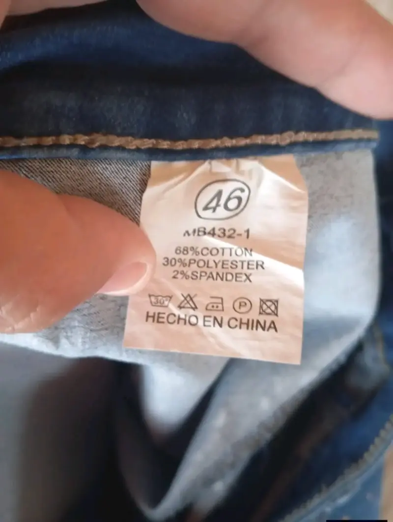 Falda de mezclilla. Menina. Talla 42. Brillos. - 5
