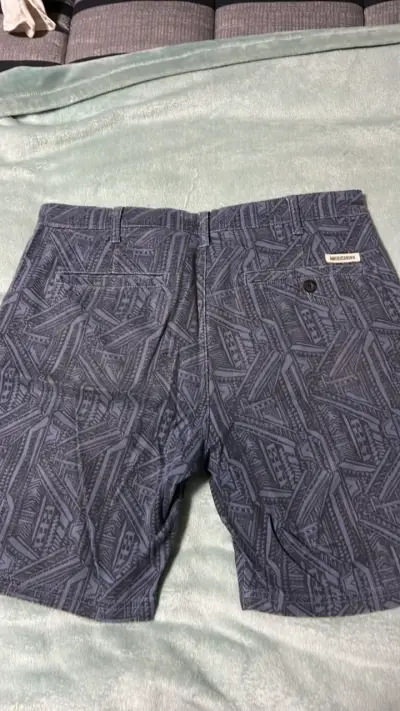Shorts estampados Americanino talla 32 - miniatura 3