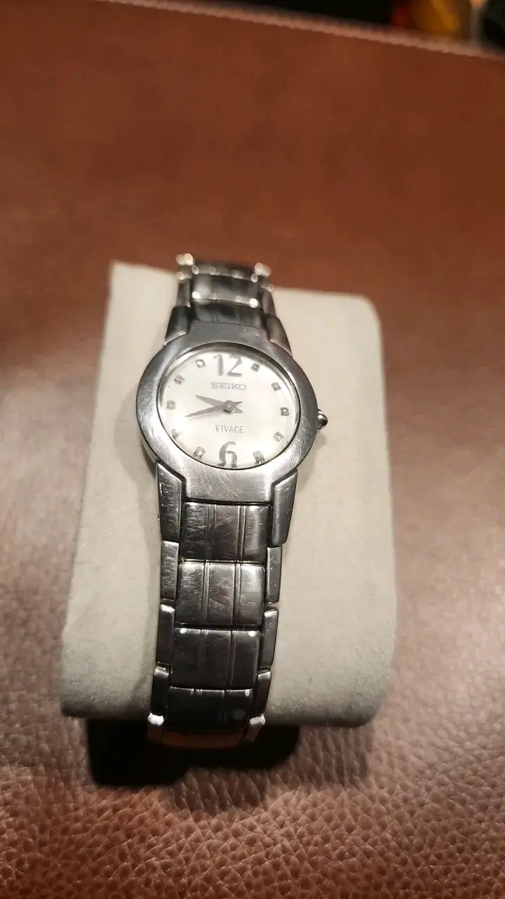 Reloj Seiko Vivace de acero inoxidable - 1
