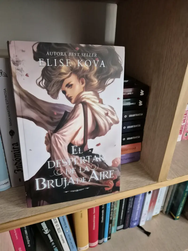 Libro El Despertar de la Bruja de Aire de Elise Kova - 1