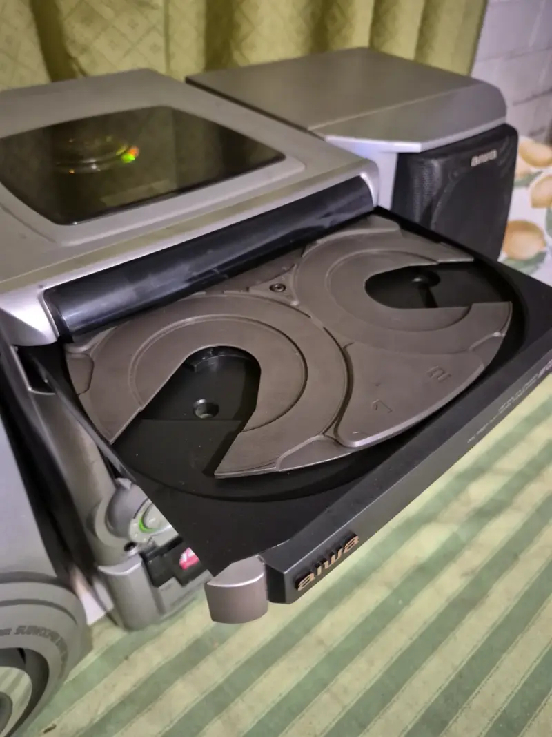 Minicomponente Aiwa NSX-S555 - 3