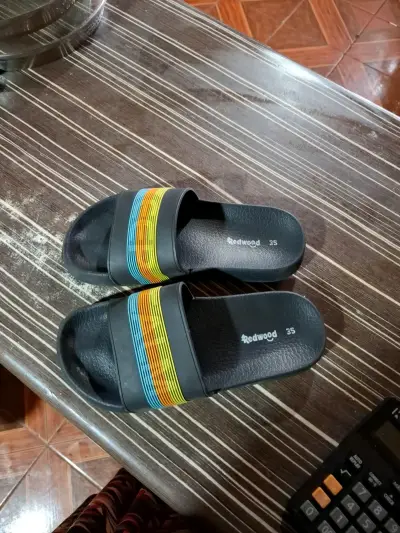 Sandalias de goma con diseño colorido Redwood - miniatura 1