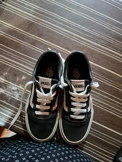 Zapatillas Vans negras clásicas unisex - miniatura 3