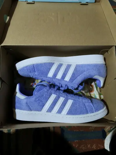 Zapatillas Adidas moradas de felpa para hombre - miniatura 1