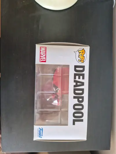 Figura Funko Pop Deadpool Edición Especial - miniatura 2