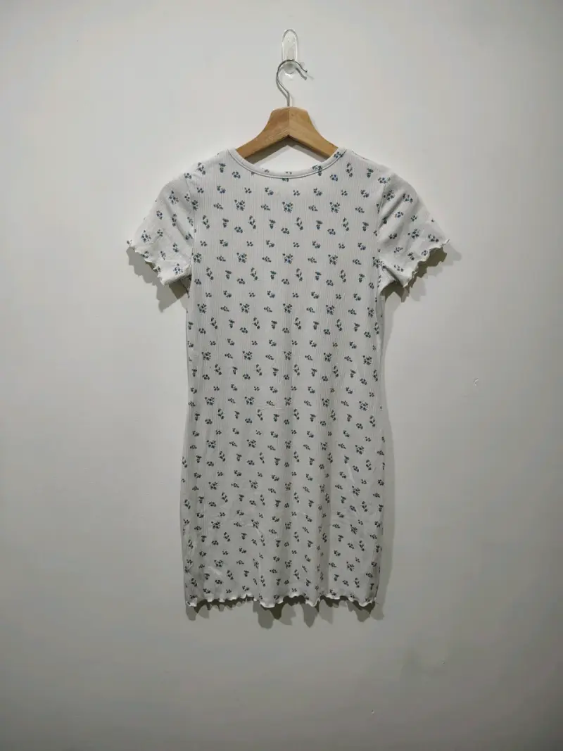 Vestido floral blanco para niña - 2