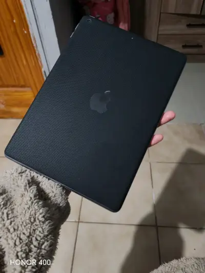 iPad 6ª Generación 32GB con Accesorios - miniatura 2