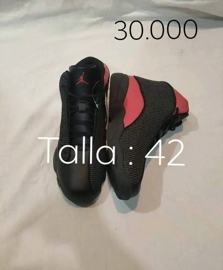Zapatillas deportivas negras y rojas talla 42 - 1