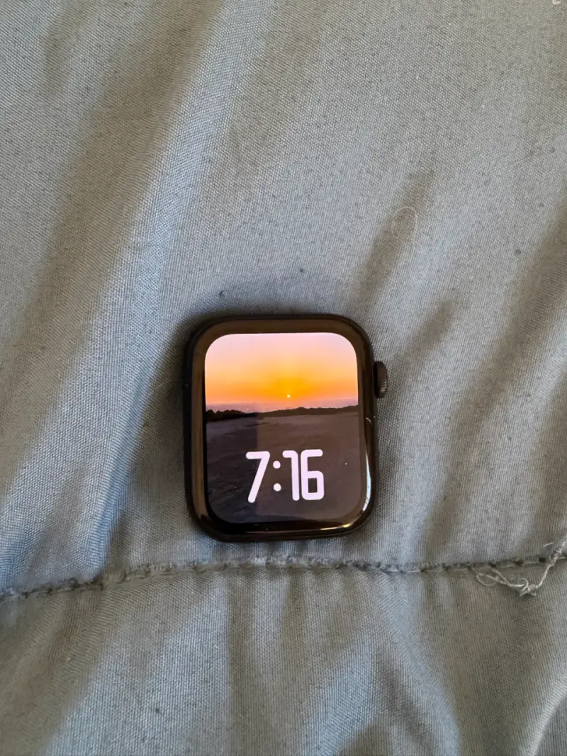 Apple Watch en buen estado con caja original - 1
