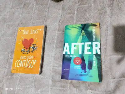 Libros '¿Puedo Soñar Contigo?' y 'After: Antes de Ella' - miniatura 1