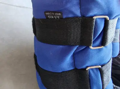 Pesas Tobilleras 3.5 Kg Azul para Entrenamiento - miniatura 1