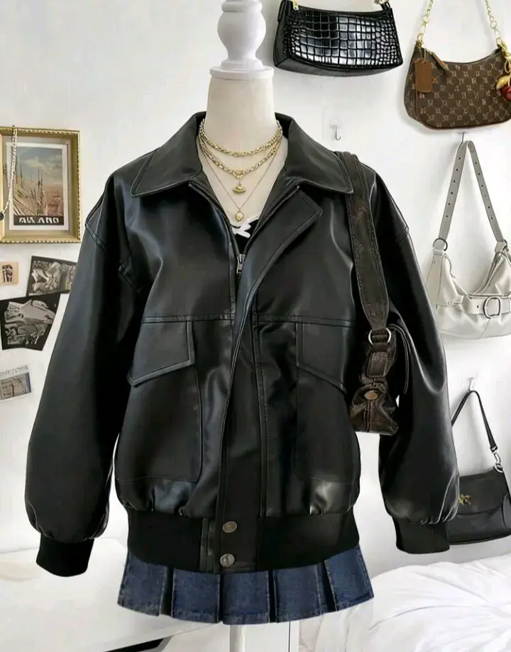 Chaqueta de cuero negra para mujer - 2