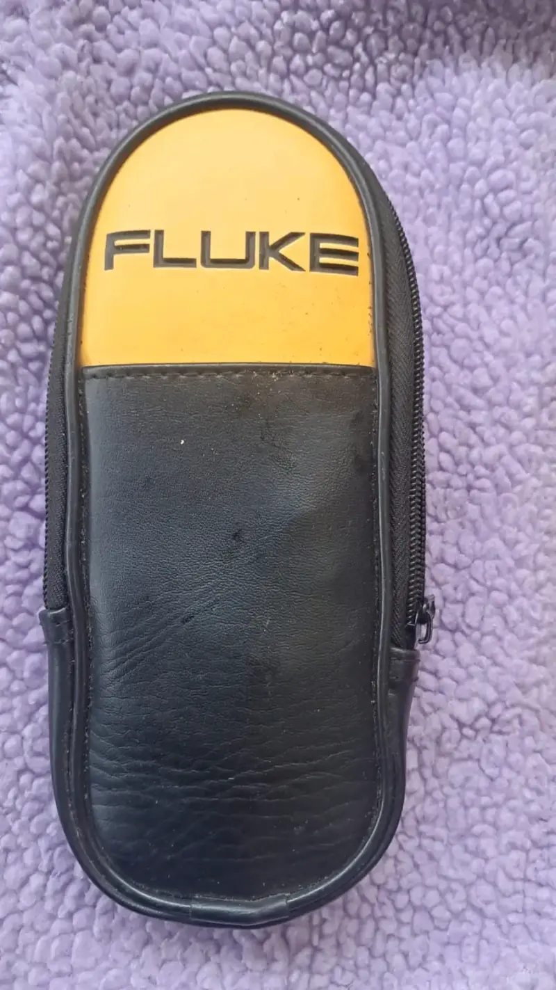 Multímetro de gancho Fluke 325 con cables - 3
