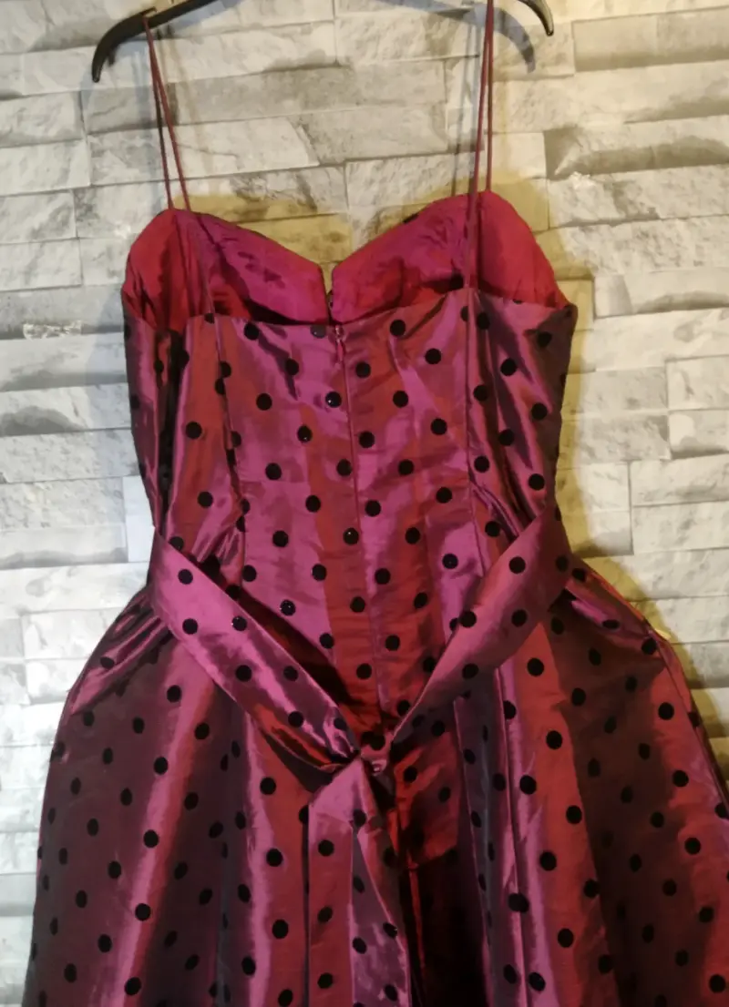 Vestido de fiesta burdeos con lunares - 6