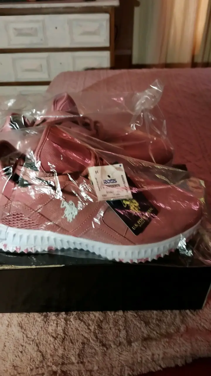 Zapatillas deportivas rosadas para mujer - 1