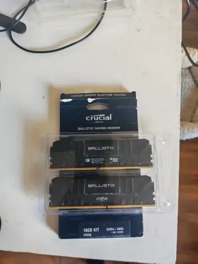 Memoria RAM Crucial 2x8GB DDR4 3600MHz - miniatura 1