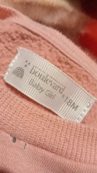 Polerón rosado para bebé con estampado floral - miniatura 4