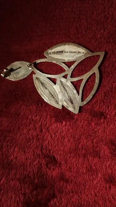 Aros de filigrana en plata diseño hojas - miniatura 1