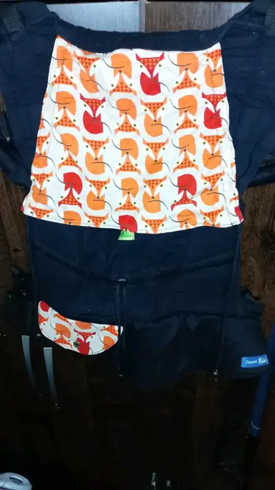 Mochila portabebé Malee diseño zorro - miniatura 1
