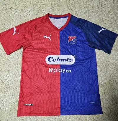 Camiseta de fútbol DIM Puma roja y azul - miniatura 1