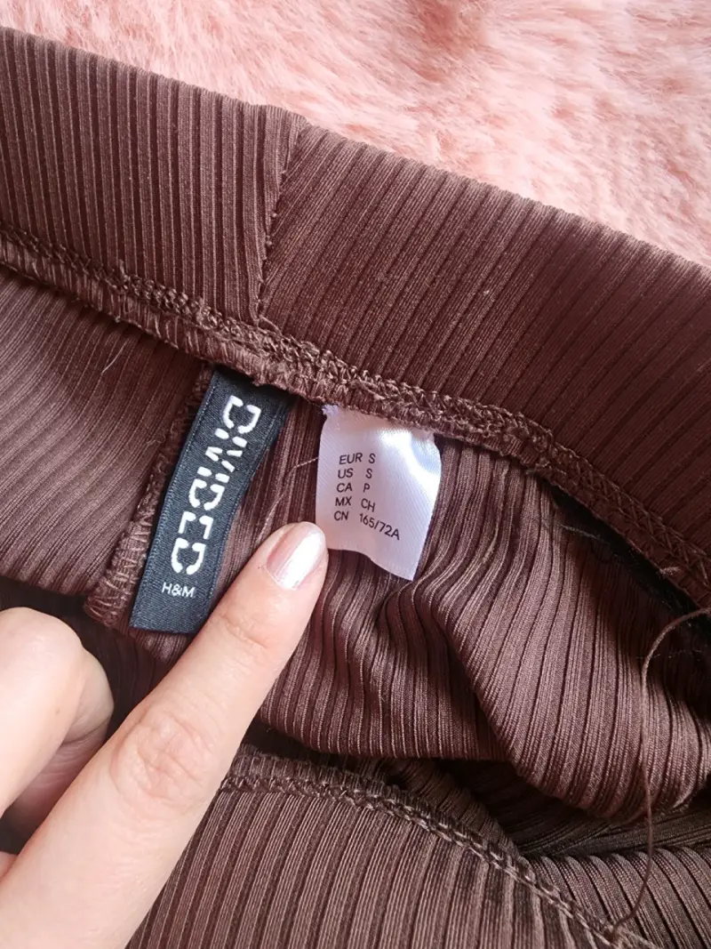Pantalones acampanados marrones H&M Divided - 2