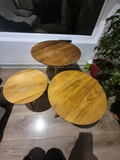 Juego de mesas nido de madera estilo moderno - miniatura 1