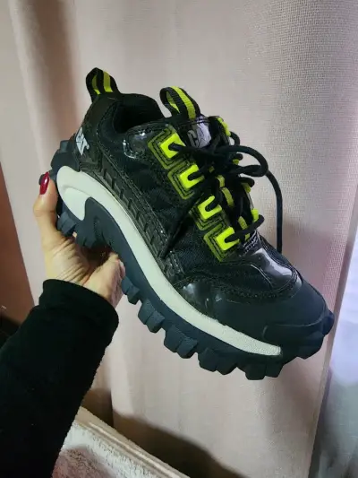 Zapatillas CAT negras con detalles verdes para mujer - miniatura 4