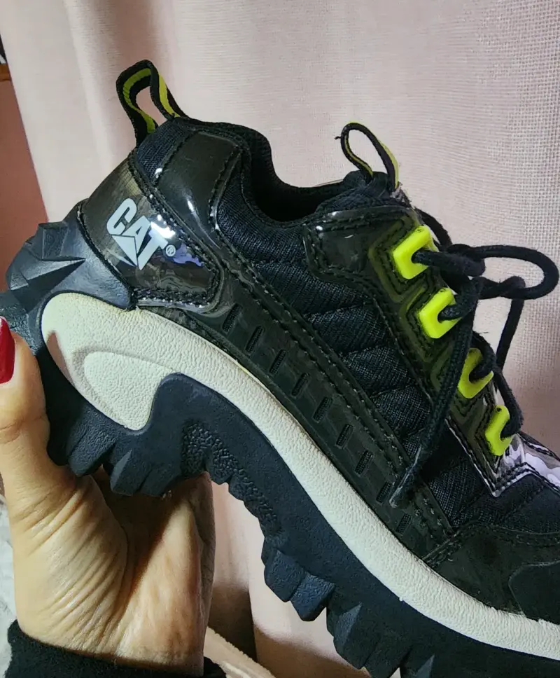 Zapatillas CAT negras con detalles verdes para mujer - 6
