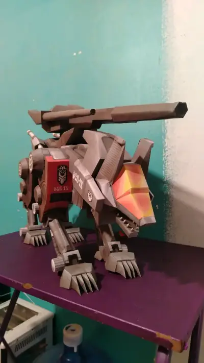 Figura papercraft 50cm comando wolf - miniatura 1