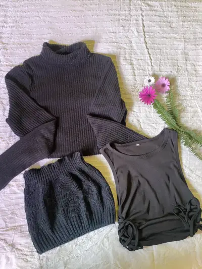 Conjunto de polera tejidos y estampados para mujer - miniatura 6