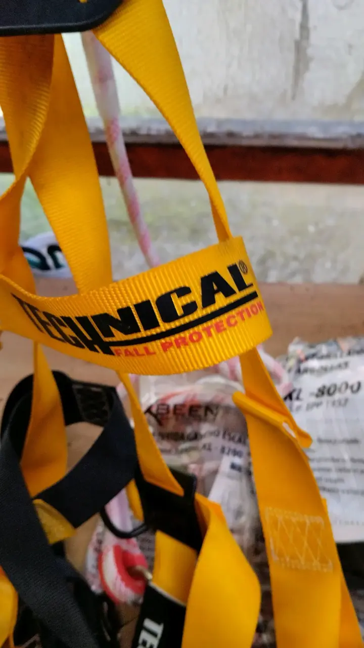 Arnés de seguridad Technica con cuerda de vida - 1