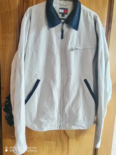 Chaqueta Tommy Hilfiger beige con cuello azul - miniatura 1