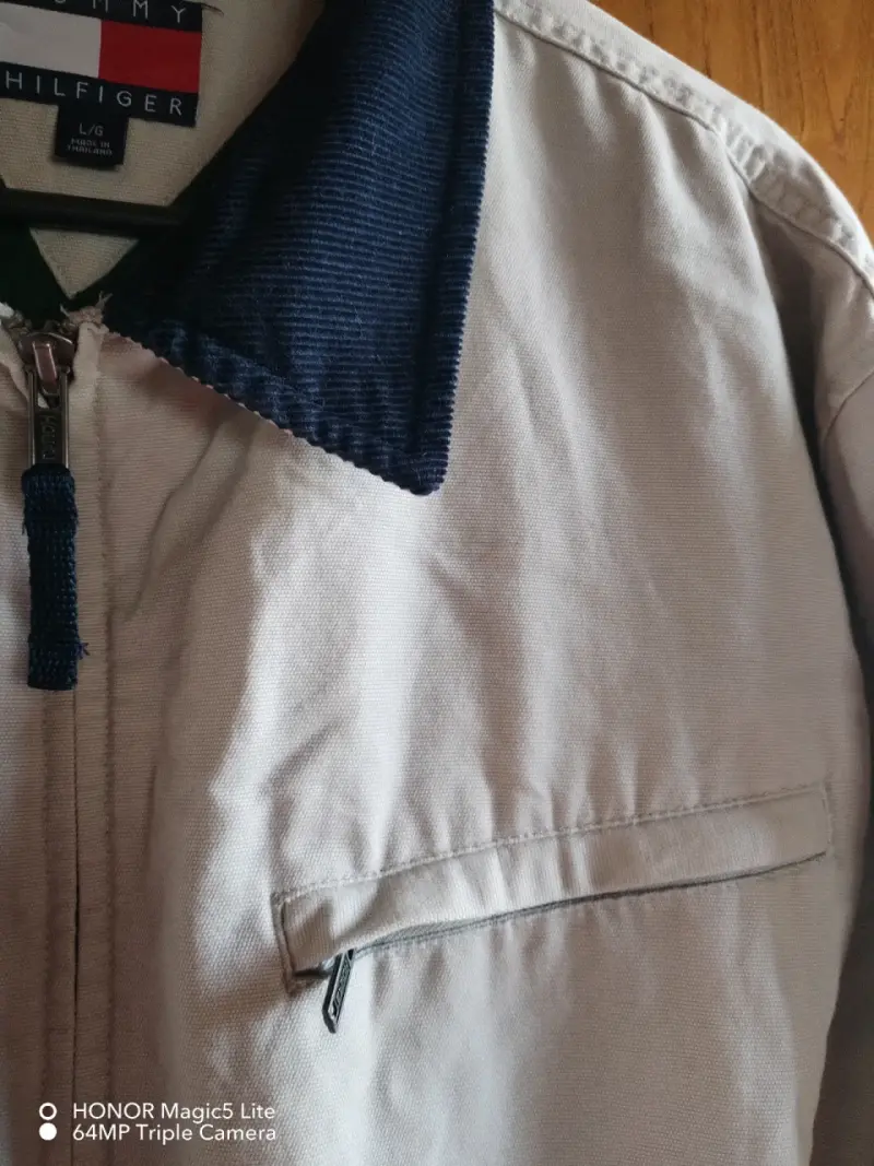 Chaqueta Tommy Hilfiger beige con cuello azul - 3