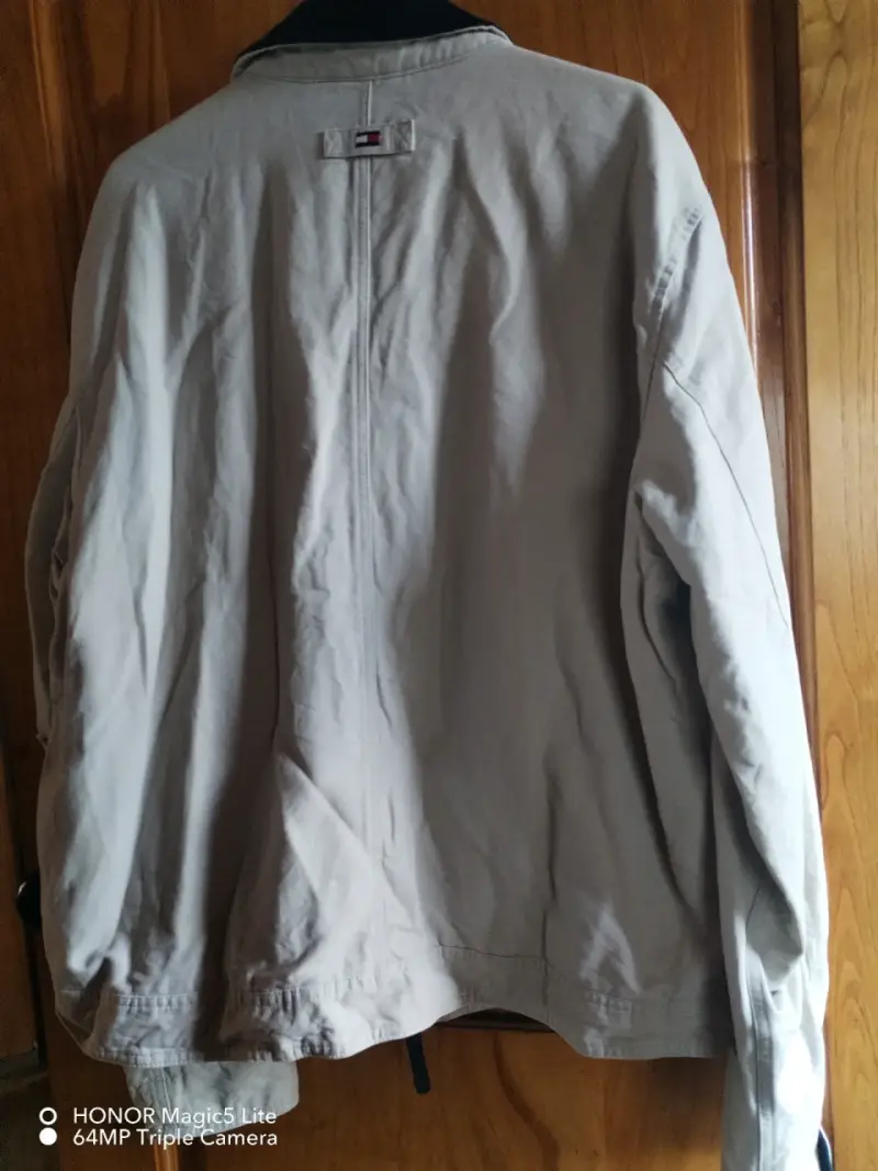 Chaqueta Tommy Hilfiger beige con cuello azul - 5