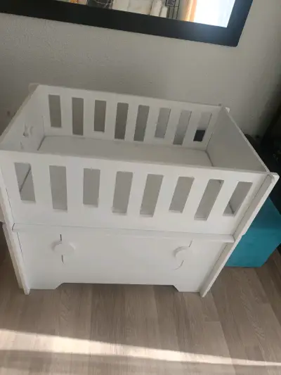 Cuna de madera blanca para bebé - miniatura 2