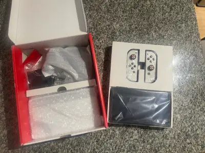 Consola Nintendo Switch OLED con accesorios - miniatura 3
