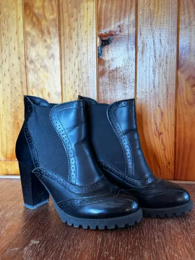 Botines de cuero negro con tacón Bella Marie - miniatura 1