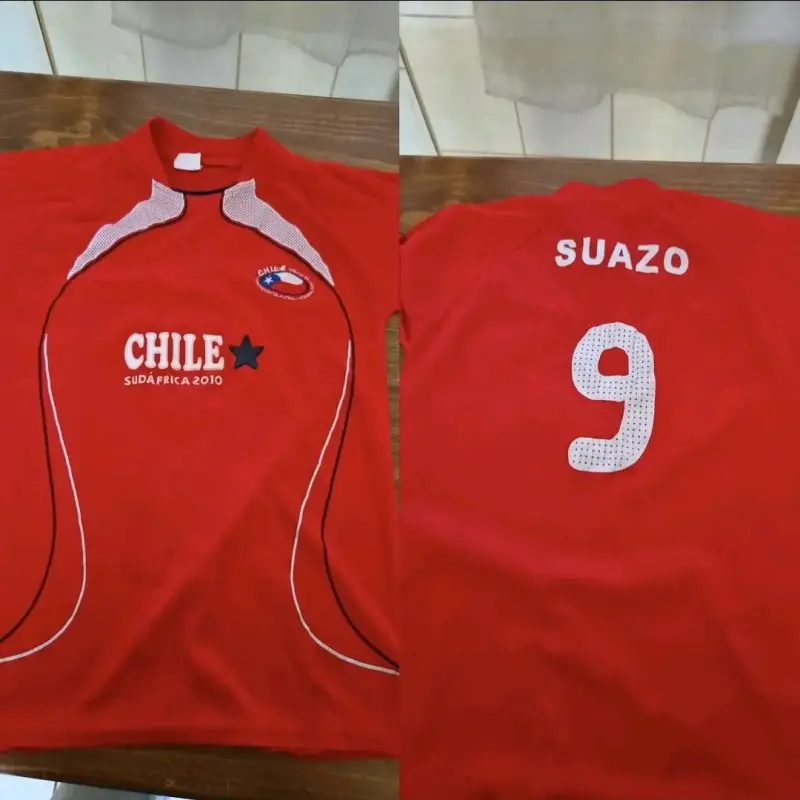 Camiseta Roja Chile Sudáfrica 2010 Suazo 9