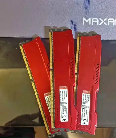 3 RAM HyperX Fury DDR3 4GB - miniatura 2