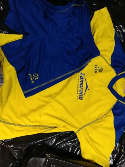 Conjunto deporte marca Four registrada x Zamorano - miniatura 1